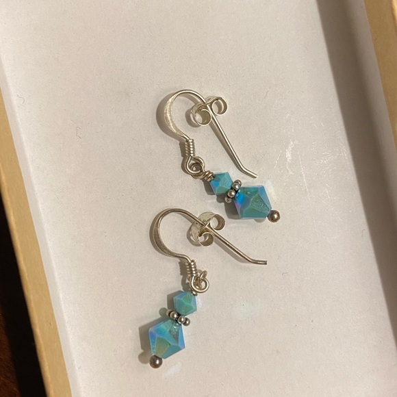 Jewelry - Blue crystal silver earrings